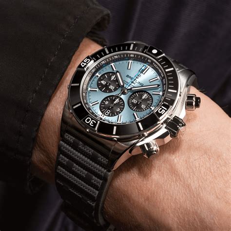 breitling chronomat b01 blue